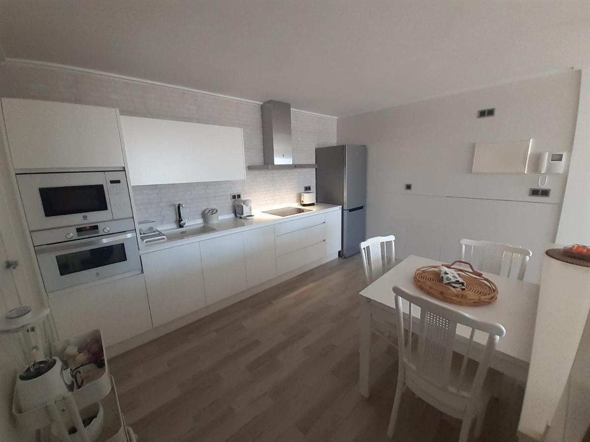 Apartamento En Aguilas Con Amplia Terraza Y Piscina Exterior photo